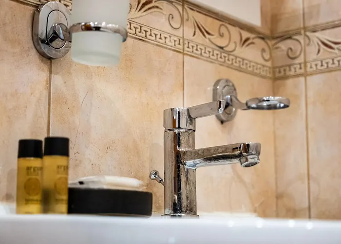 Thermae 2bdrm Sunny Daire