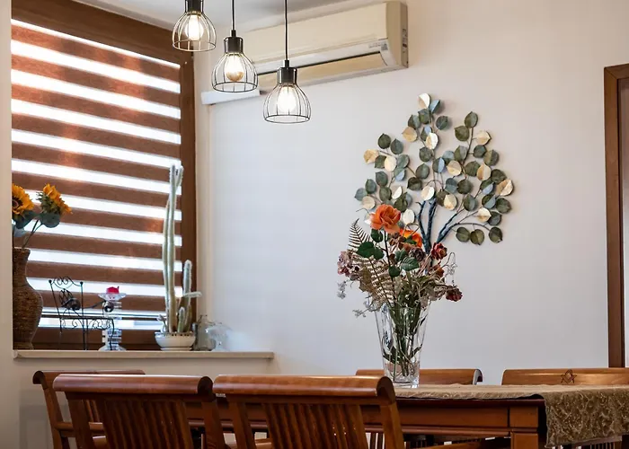 Thermae 2bdrm Sunny *