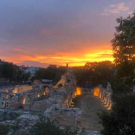 Thermae 2bdrm Sunny *