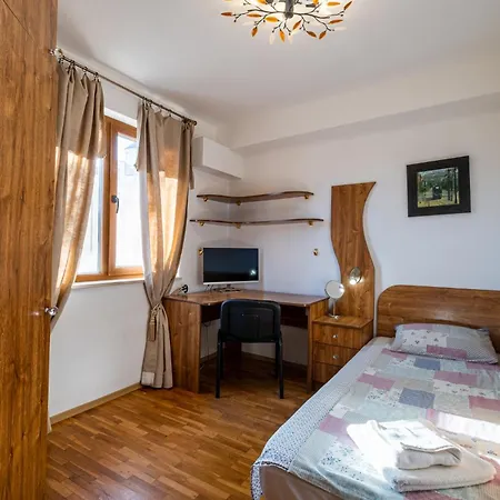 Apartment Thermae 2bdrm Sunny Warna