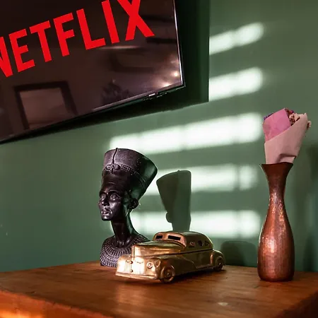 Thermae 2bdrm Sunny Warna