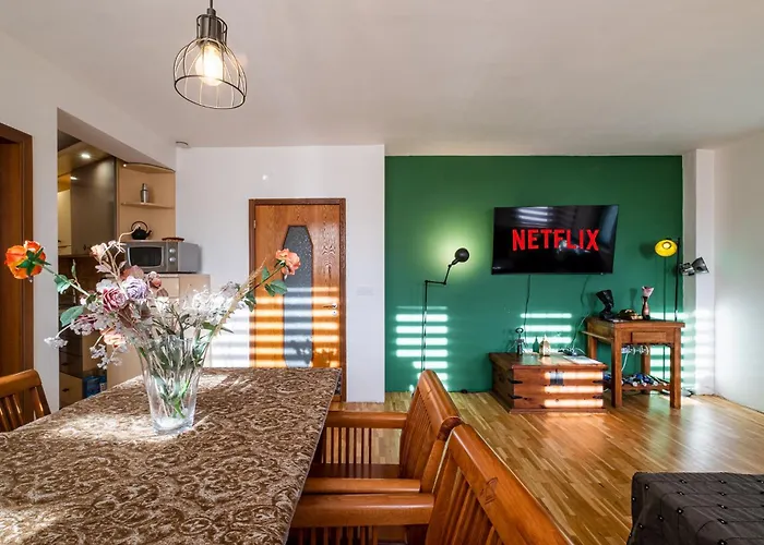 Thermae 2bdrm Sunny *