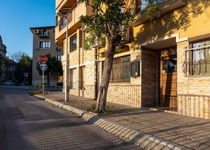 Thermae 2bdrm Sunny Διαμέρισμα *